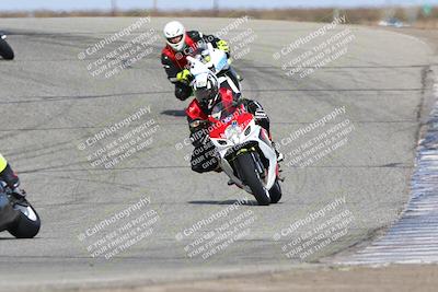 media/Nov-26-2023-TrackDaz (Sun) [[64ad8cfd8f]]/Mock Race/Outside Grapevine/